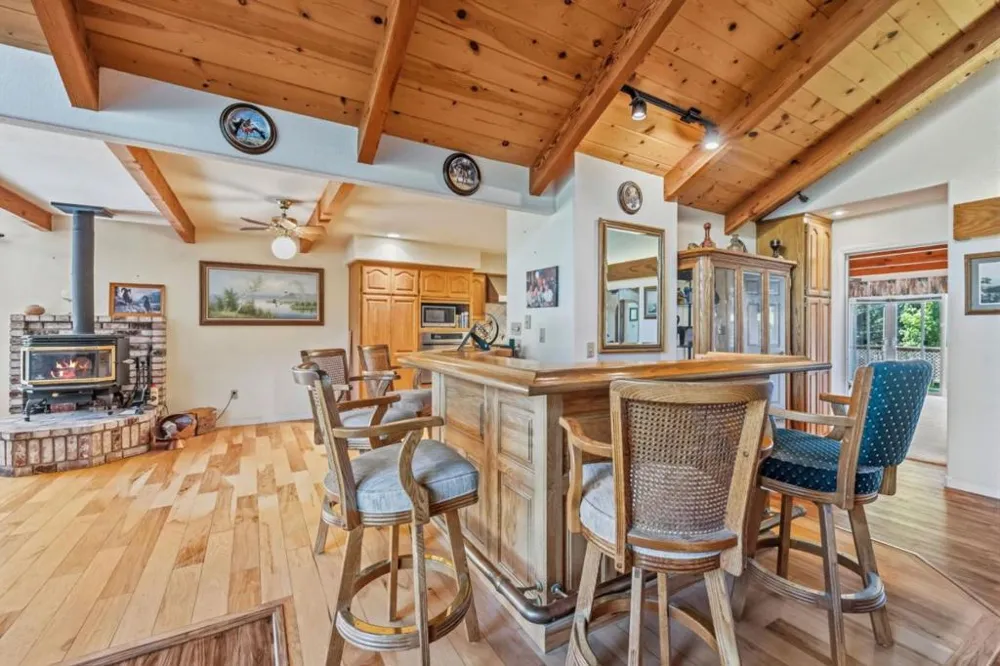 19550 Chaffee Circle Groveland, CA 95321