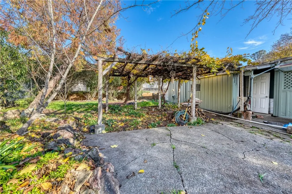 3995 Mullen Avenue Clearlake, CA 95422