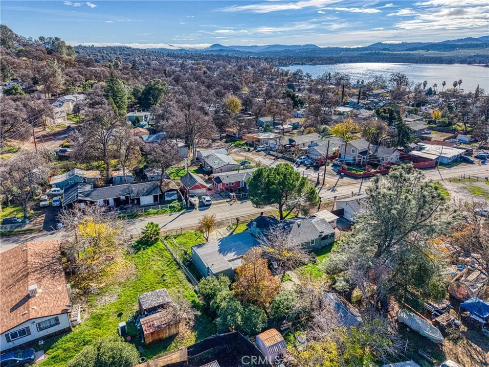 3995 Mullen Avenue Clearlake, CA 95422