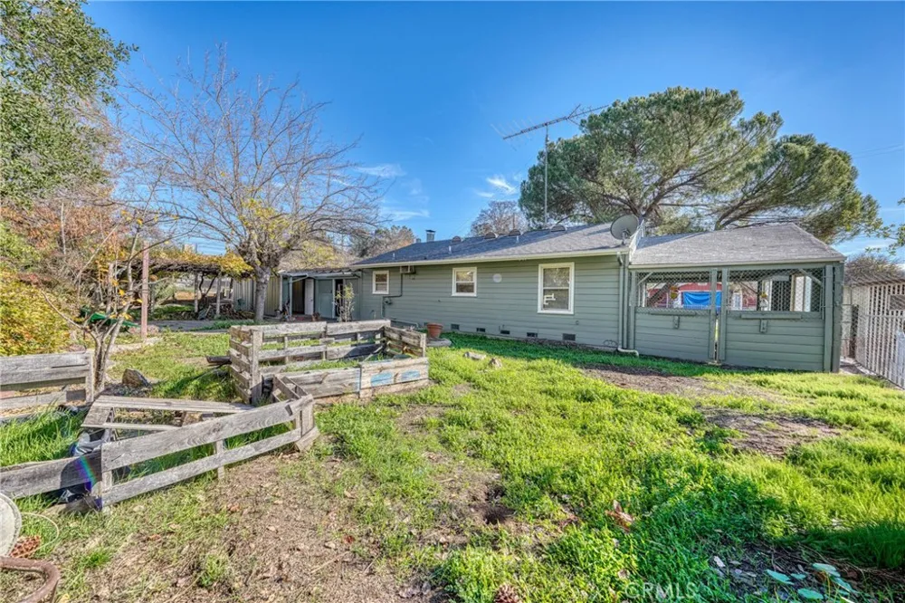 3995 Mullen Avenue Clearlake, CA 95422