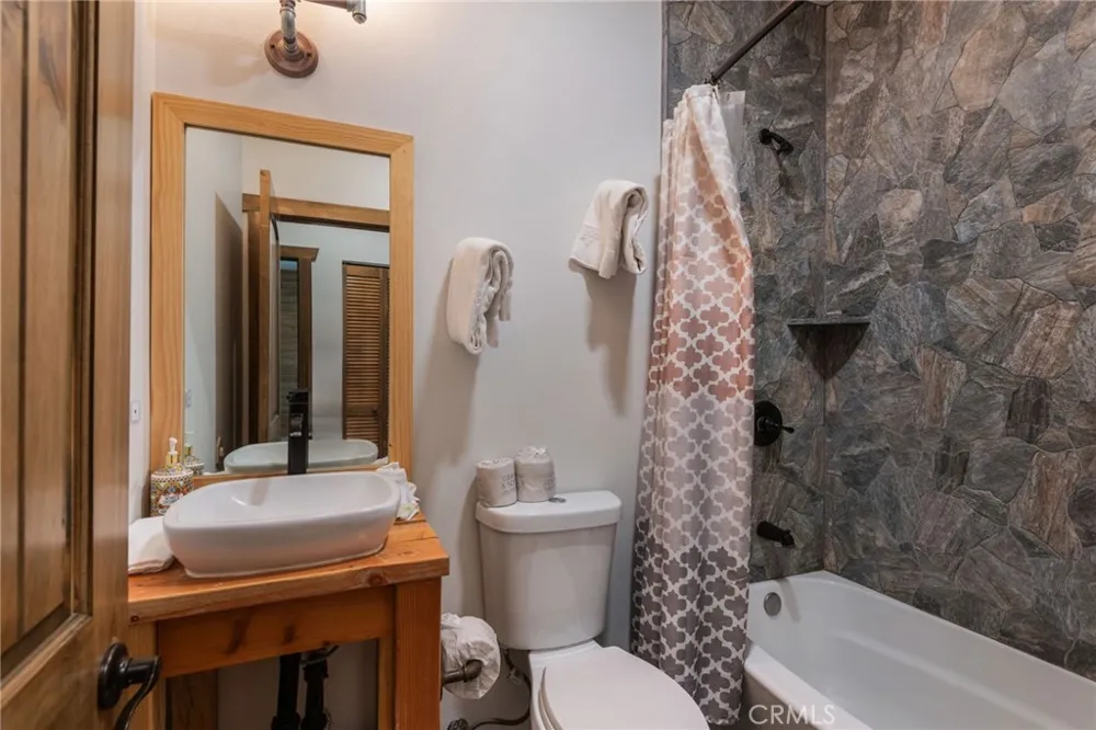 855 Conklin Road Big Bear Lake, CA 92315