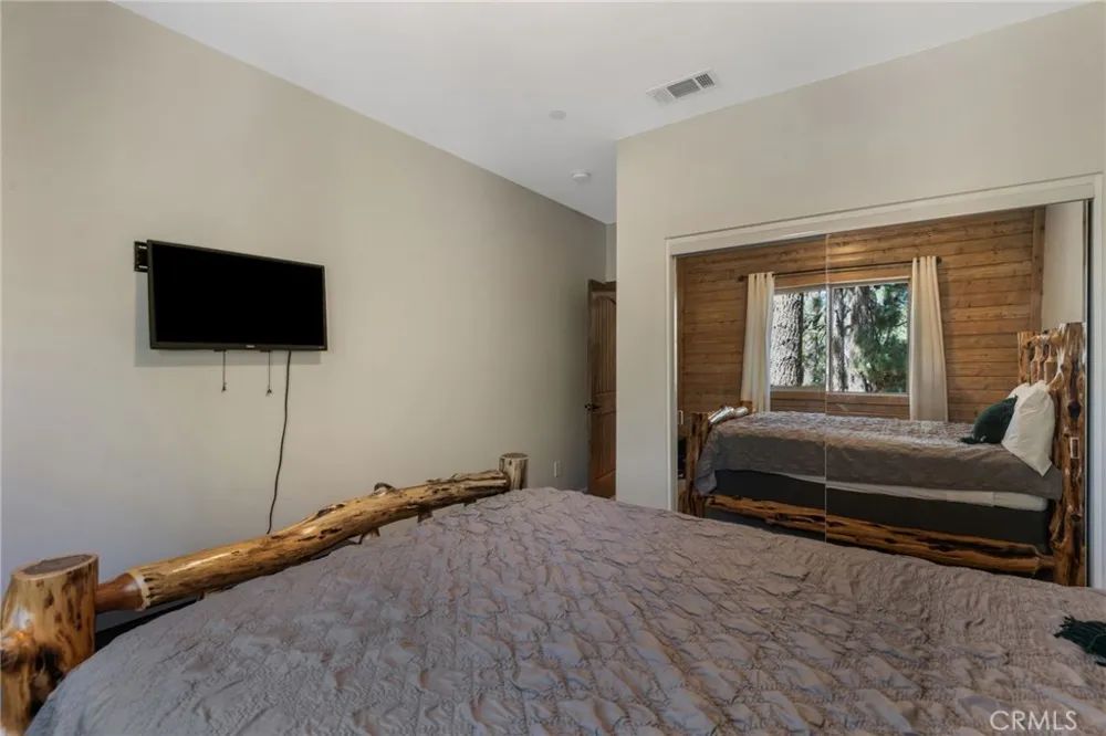 855 Conklin Road Big Bear Lake, CA 92315