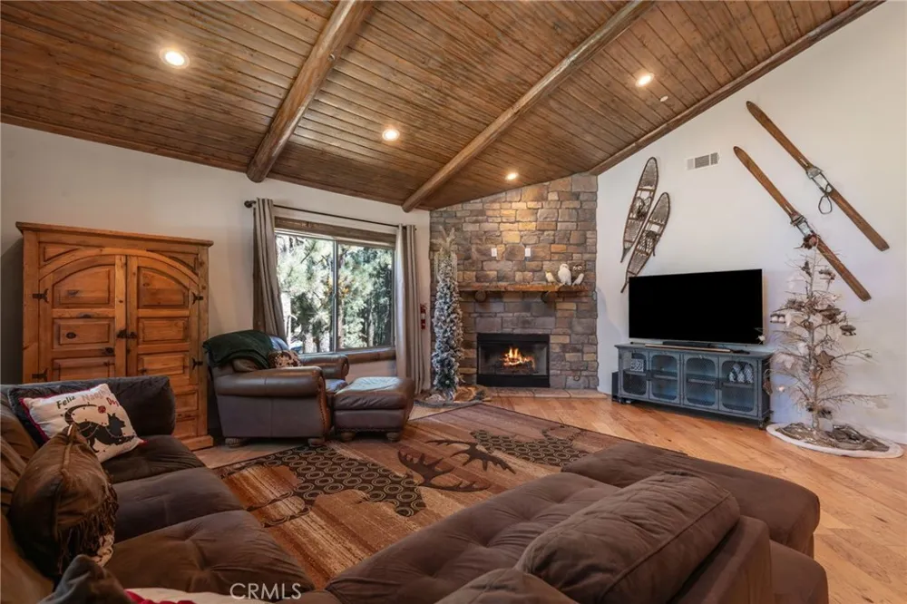 855 Conklin Road Big Bear Lake, CA 92315