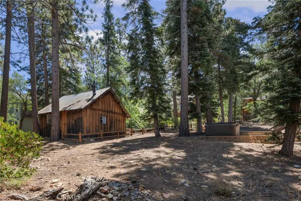 855 Conklin Road Big Bear Lake, CA 92315