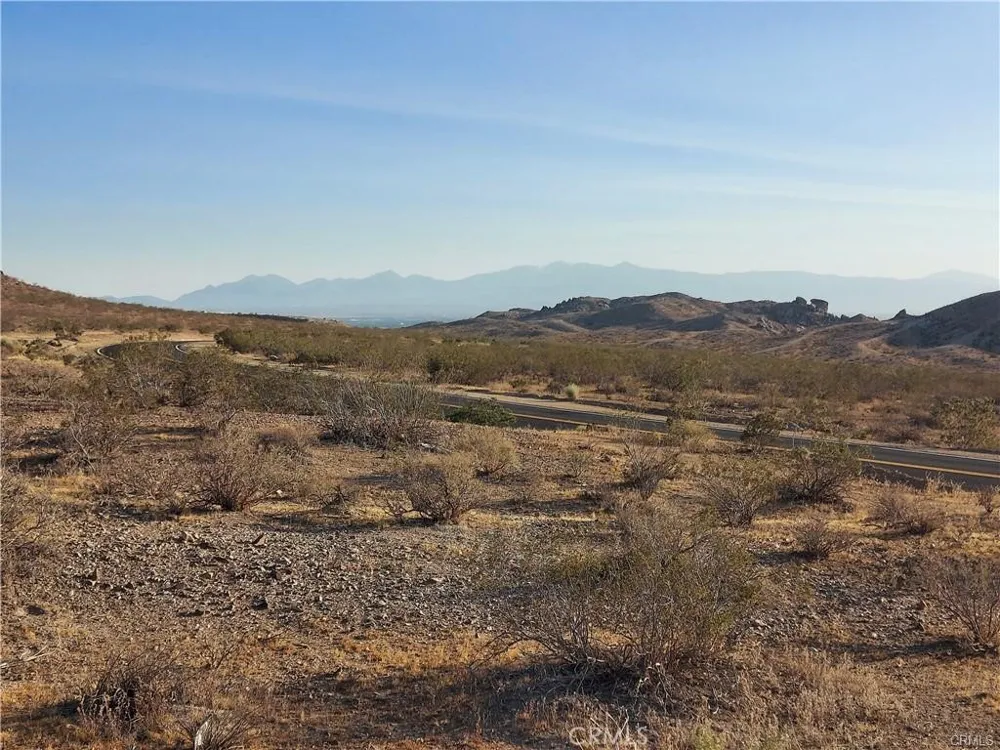 Apple Valley Parcel #0472-051-16 Road Apple Valley, CA 92307