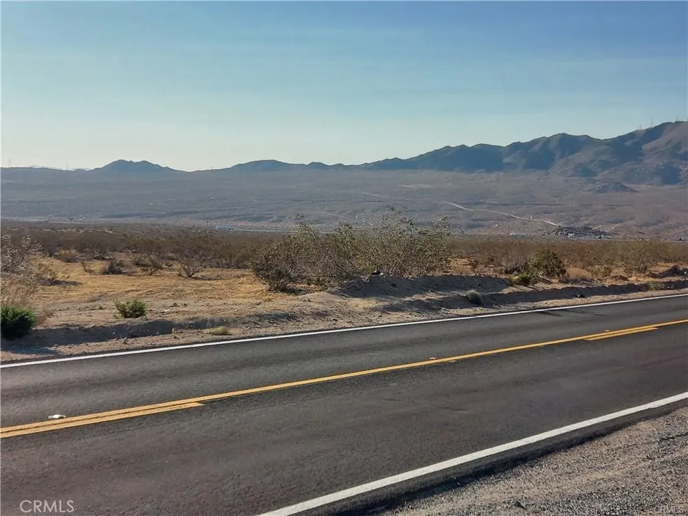 Apple Valley Parcel #0472-051-16 Road Apple Valley, CA 92307