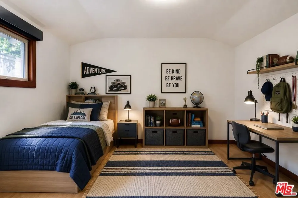 13509 Bassett Street Valley Glen, CA 91405