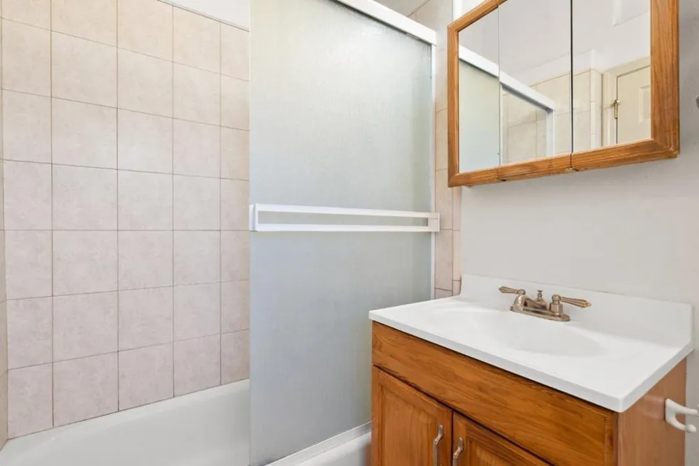 518 Capitola Avenue Capitola, CA 95010