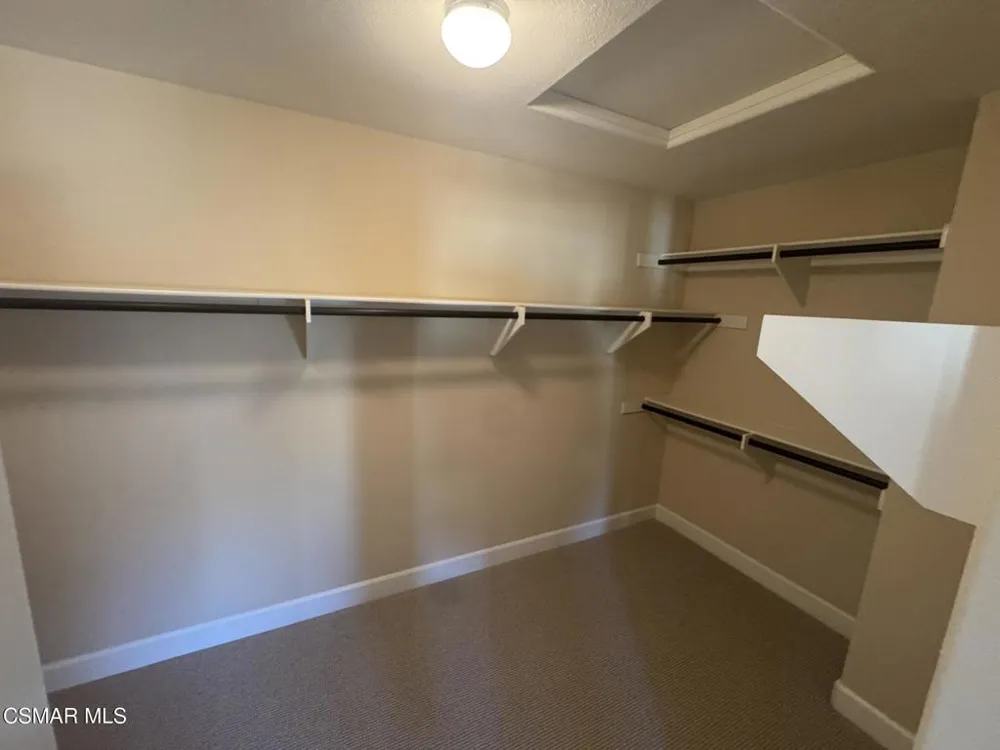 7124 Baneberry Avenue Moorpark, CA 93021