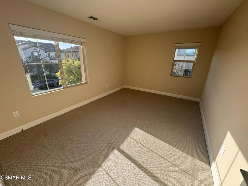 7124 Baneberry Avenue Moorpark, CA 93021