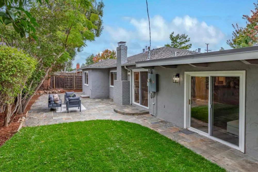 1094 Clark Avenue Mountain View, CA 94040