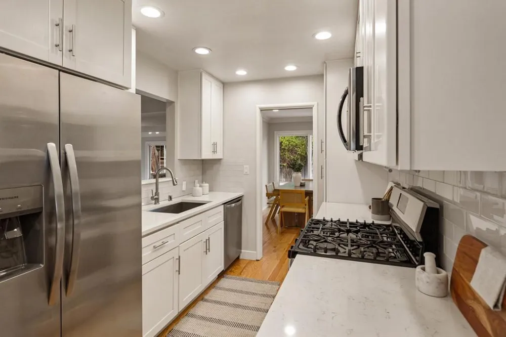 1094 Clark Avenue Mountain View, CA 94040