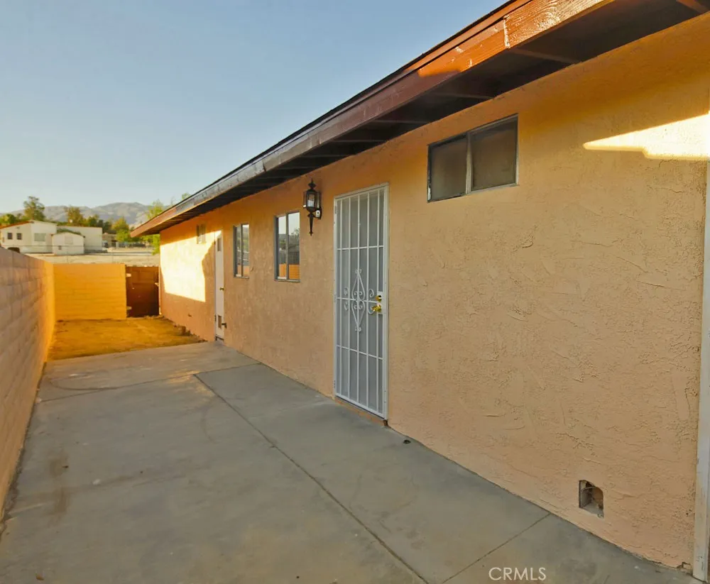 11625 Mesquite Desert Hot Springs, CA 92240
