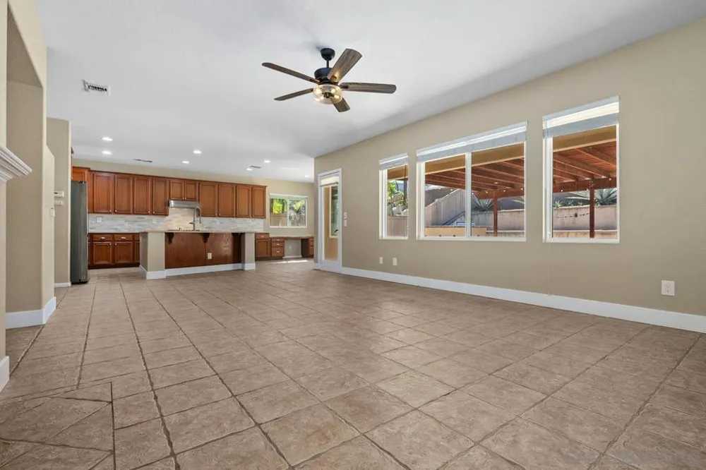 1430 Stanislaus Chula Vista, CA 91913