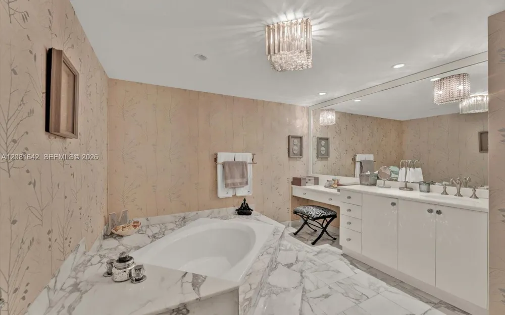 10155 Collins Ave #1504 Bal Harbour, FL 33154