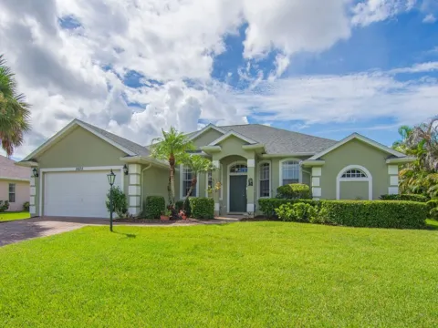 5625 Riverboat Circle SW