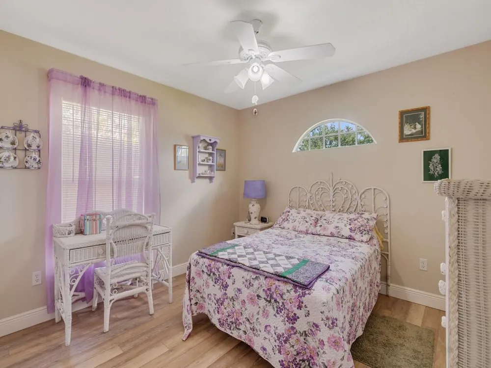 5625 Riverboat Circle SW Vero Beach, FL 32968