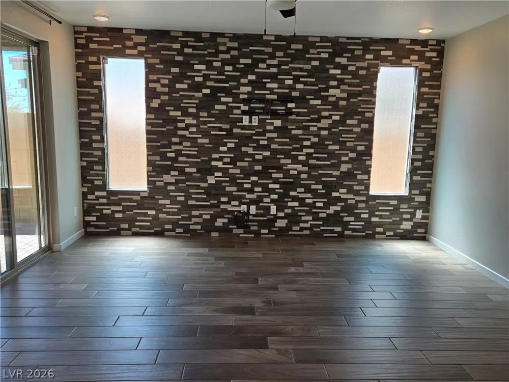 8242 Skye Territory Street Las Vegas, NV 89166