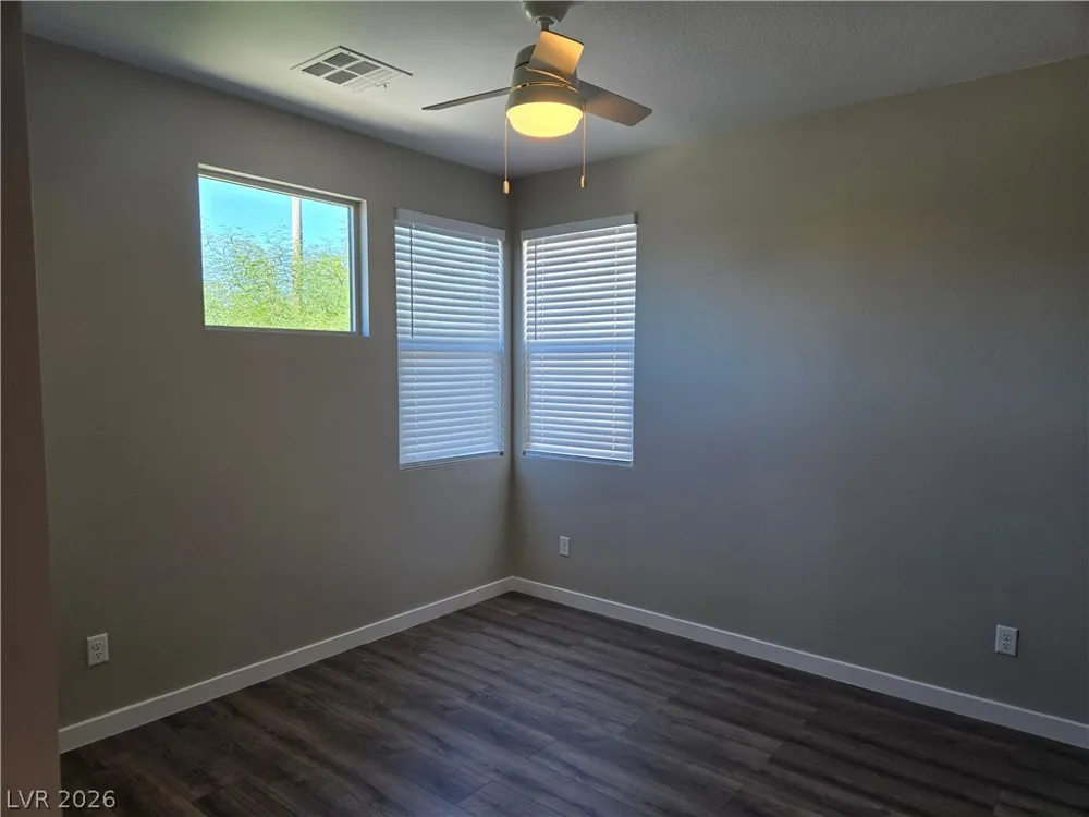 8242 Skye Territory Street Las Vegas, NV 89166