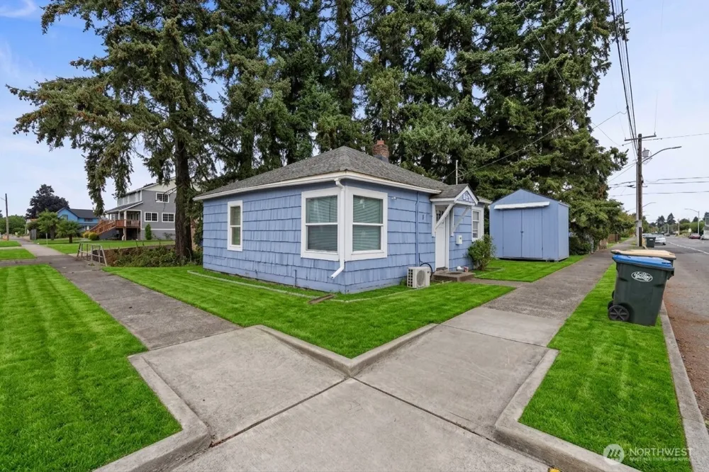 419 Yew Centralia, WA 98531