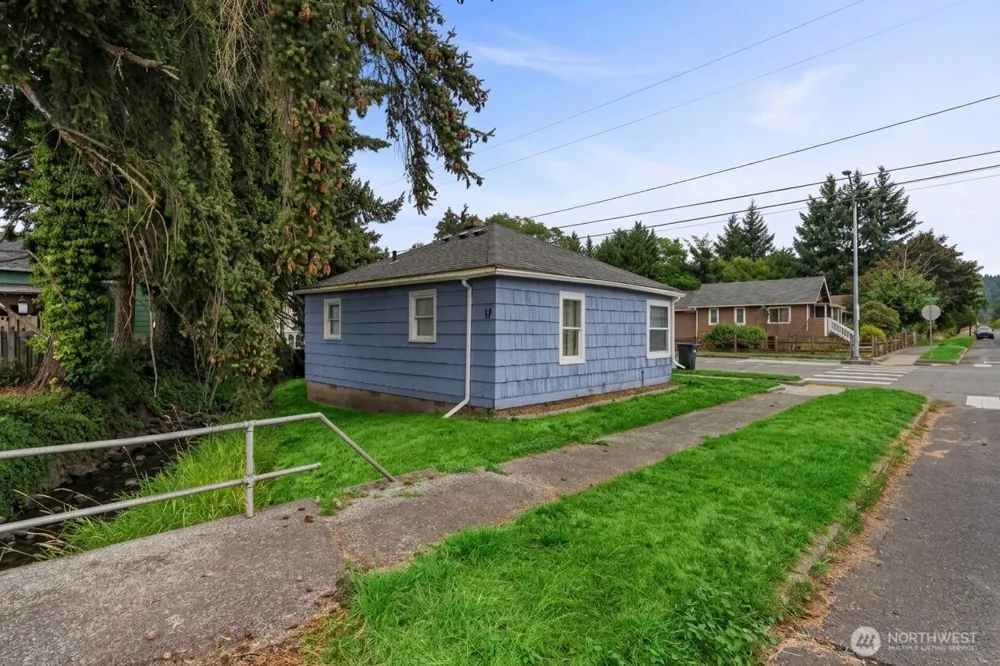 419 Yew Centralia, WA 98531