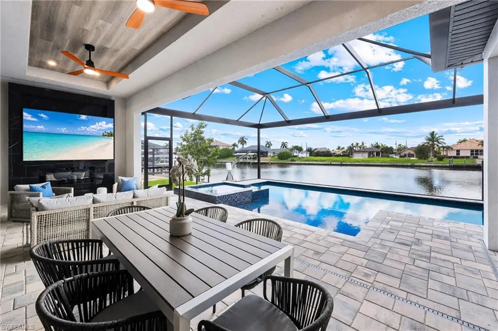 3051 SW 27th Place Cape Coral, FL 33914