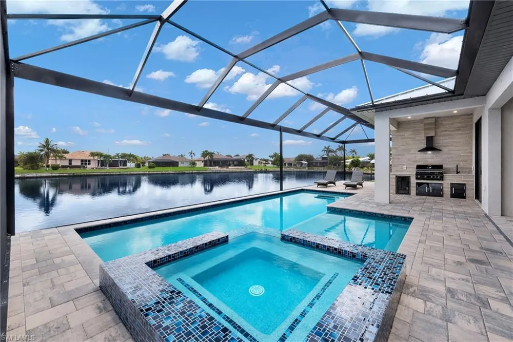 3051 SW 27th Place Cape Coral, FL 33914