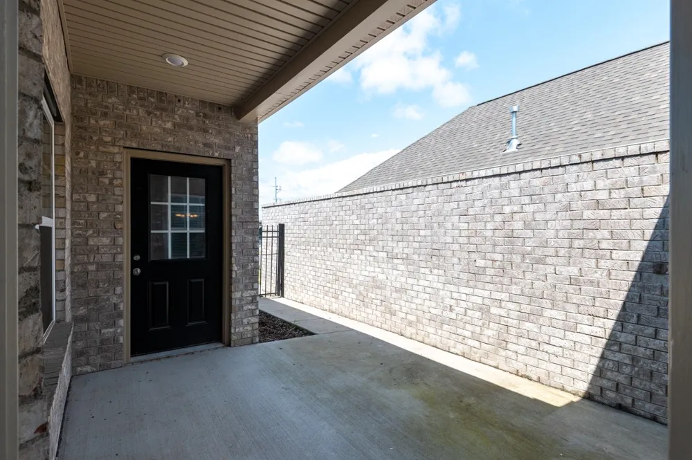 140 Kings Knoll Blvd Gallatin, TN 37066