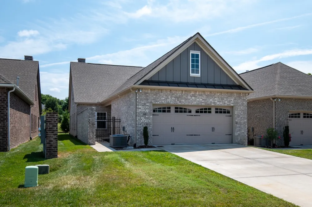 140 Kings Knoll Blvd Gallatin, TN 37066
