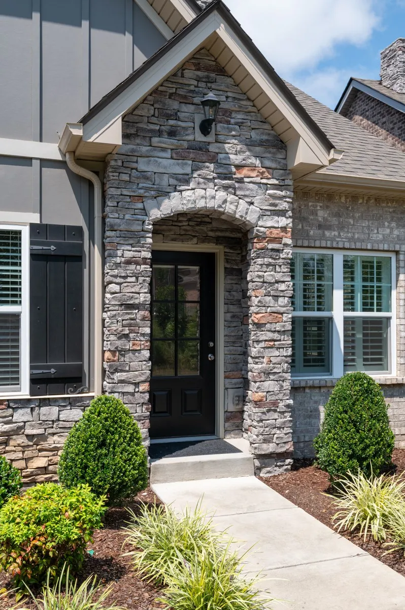 140 Kings Knoll Blvd Gallatin, TN 37066