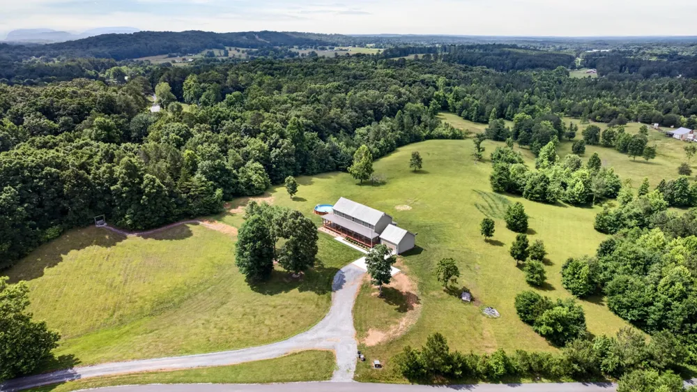 7000 Spring Place Road SE Old Fort, TN 37362