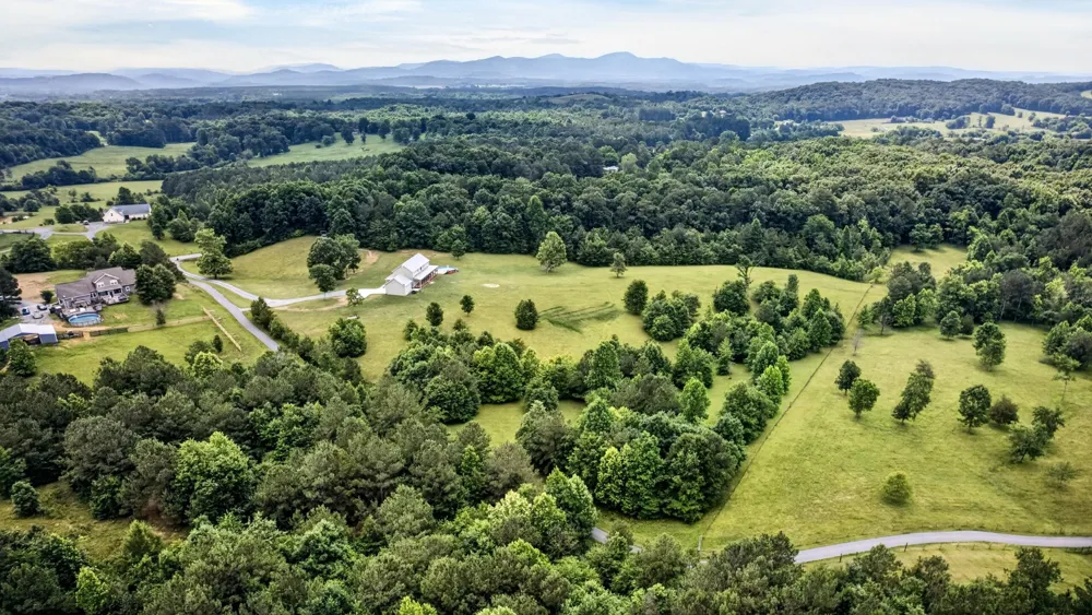 7000 Spring Place Road SE Old Fort, TN 37362