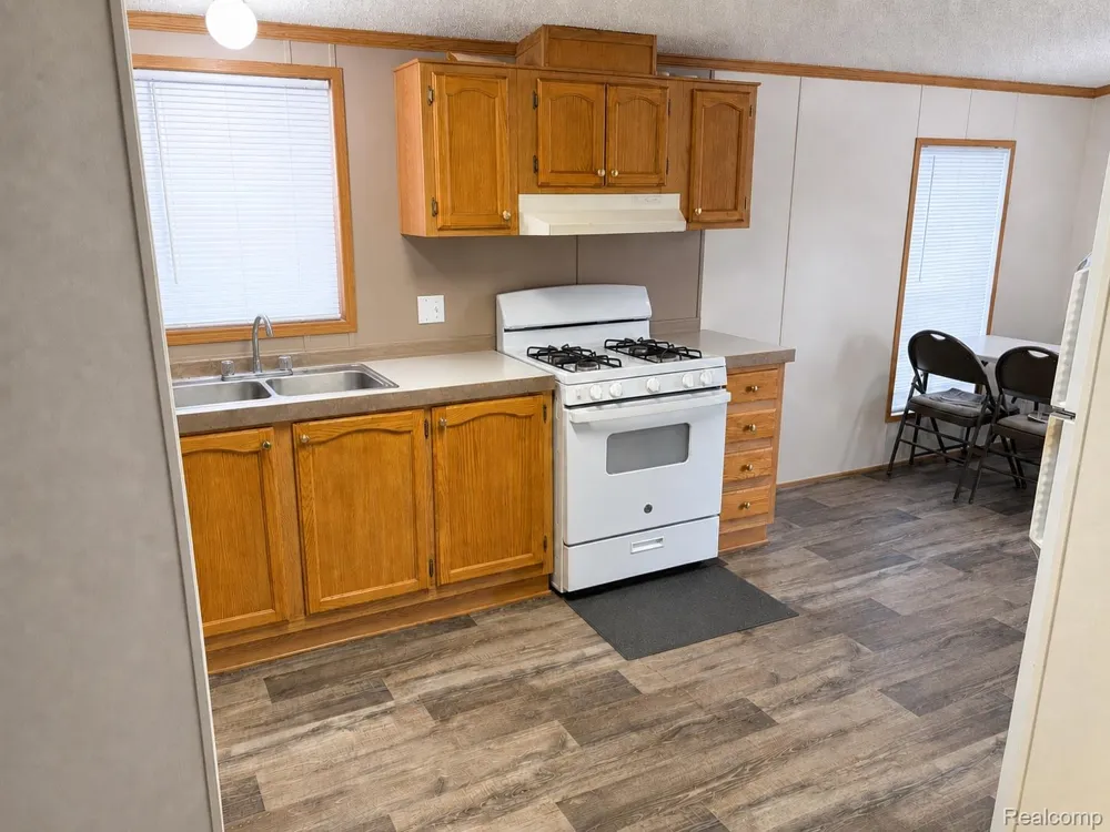 18 Brookfield Swartz Creek City, MI 48473