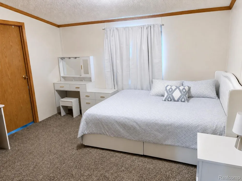 18 Brookfield Swartz Creek City, MI 48473