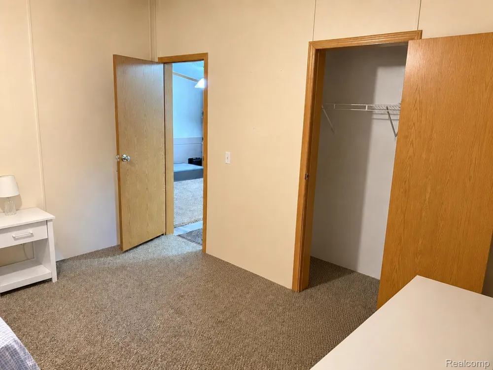 18 Brookfield Swartz Creek City, MI 48473
