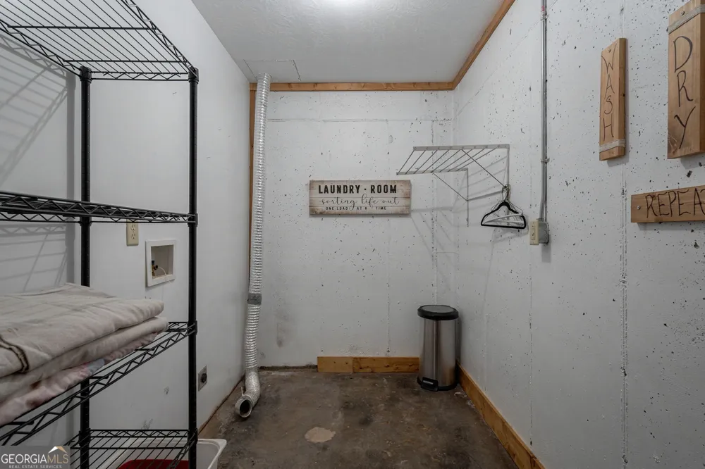 1545 Booger Hill Rd Danielsville, GA 30633