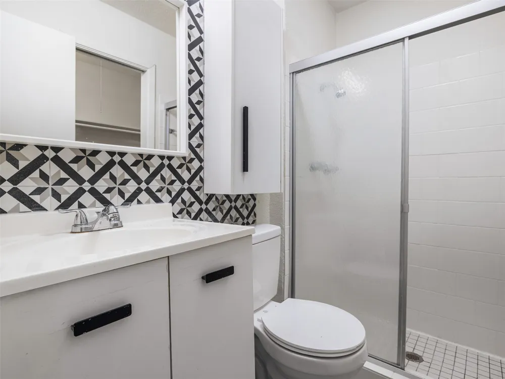 6413 Auburn Drive Austin, TX 78723