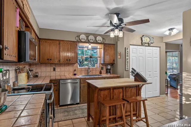 9707 WINDWOOD DR Boerne, TX 78006