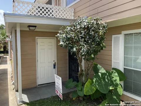 7322 Oak Manor #36