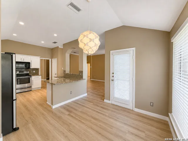15226 Fall Place San Antonio, TX 78247