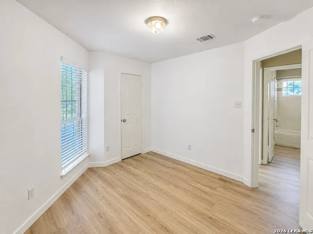 15226 Fall Place San Antonio, TX 78247
