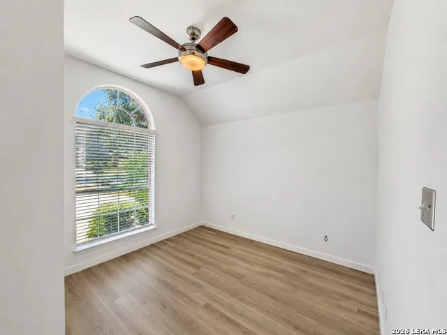 15226 Fall Place San Antonio, TX 78247