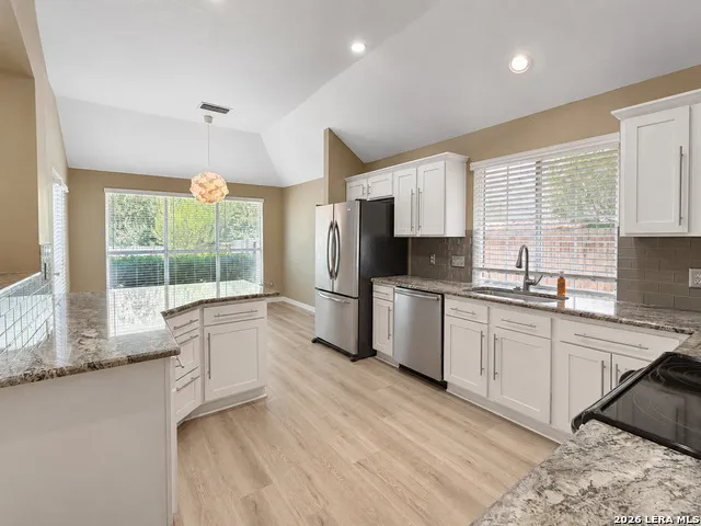 15226 Fall Place San Antonio, TX 78247