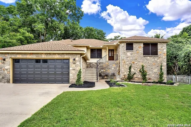 48 RIVER OAK DR Seguin, TX 78155