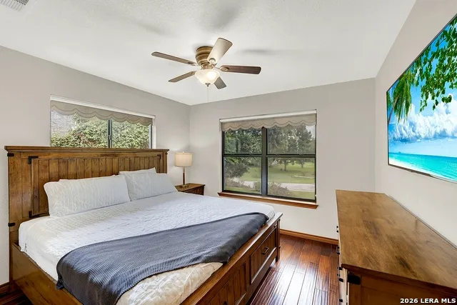 48 RIVER OAK DR Seguin, TX 78155