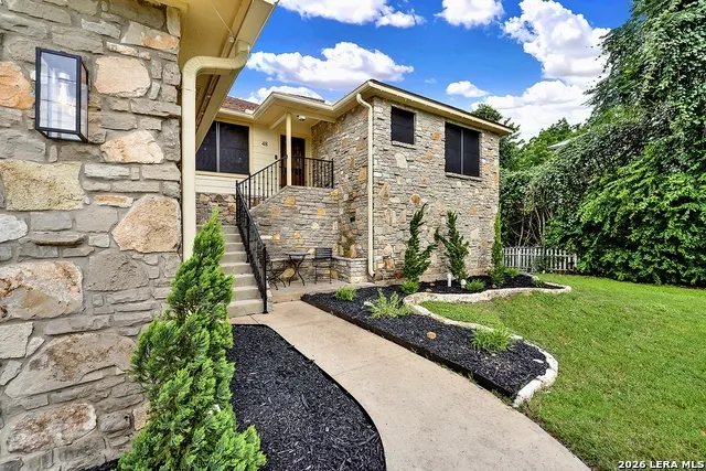 48 RIVER OAK DR Seguin, TX 78155