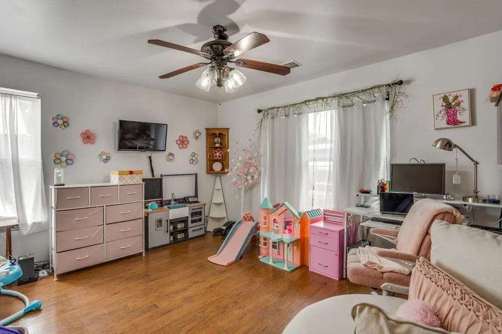 3914 Redbird Lane Joshua, TX 76058