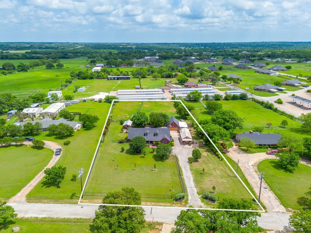 3914 Redbird Lane Joshua, TX 76058