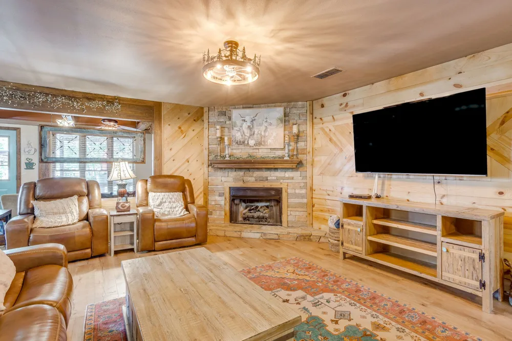 3914 Redbird Lane Joshua, TX 76058