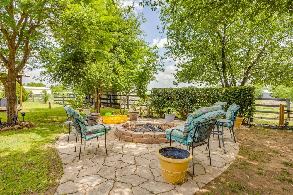 3914 Redbird Lane Joshua, TX 76058